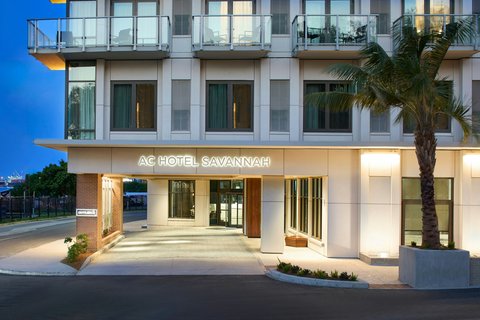 AC Hotel Savannah Historic District, dog-friendly hotel, photo 3