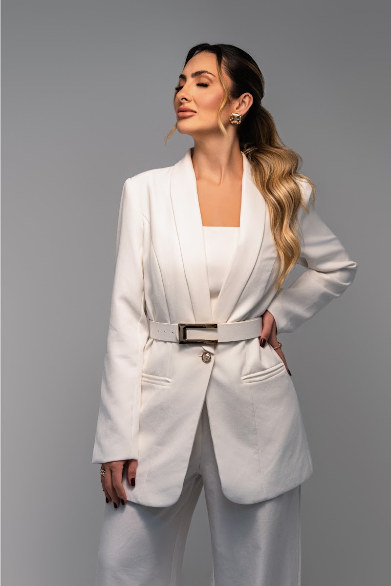 Dra. Isadora Vioto | Harmonização Facial em Pinheiros - foto 3