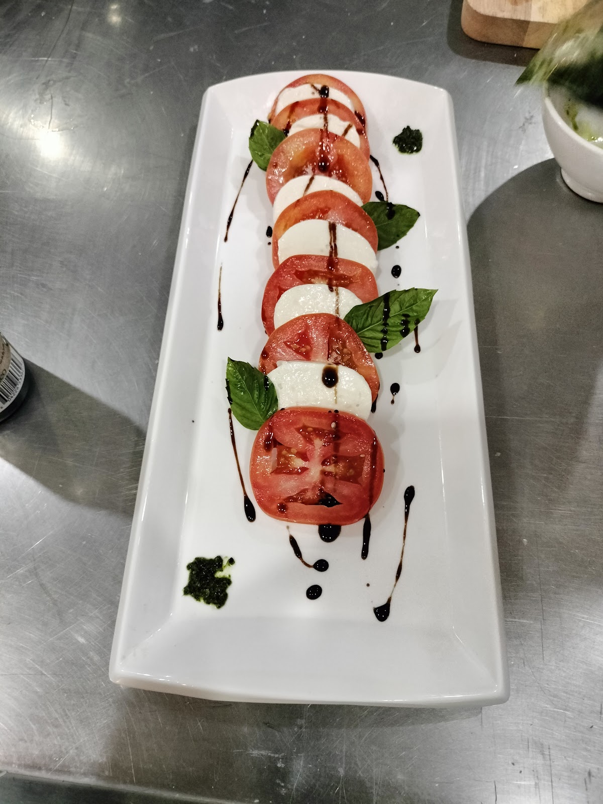 Mozza Pizzeria - Photo 3