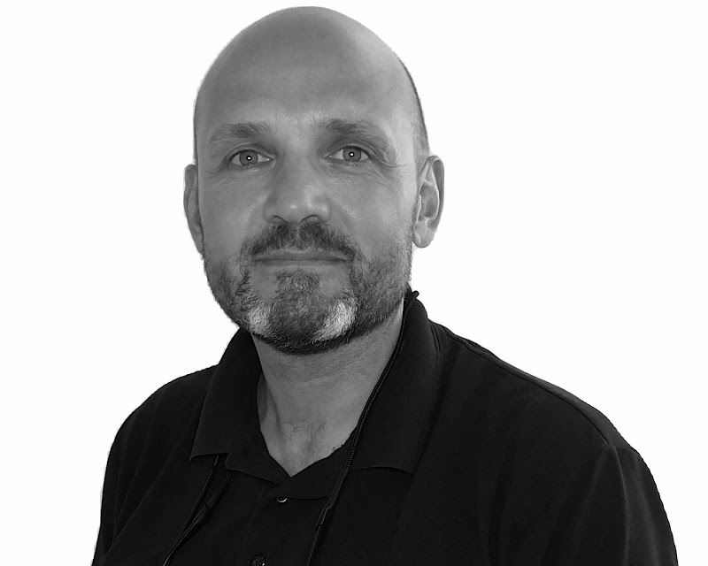 Tandlæge Simon Mikkelsen ApS - billede 1