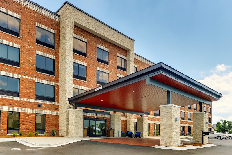 Holiday Inn Express Wilmington - Porters Neck by IHG