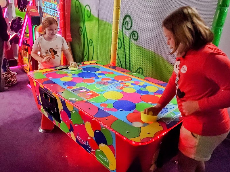 Kids Empire Woodland Hills photo 10