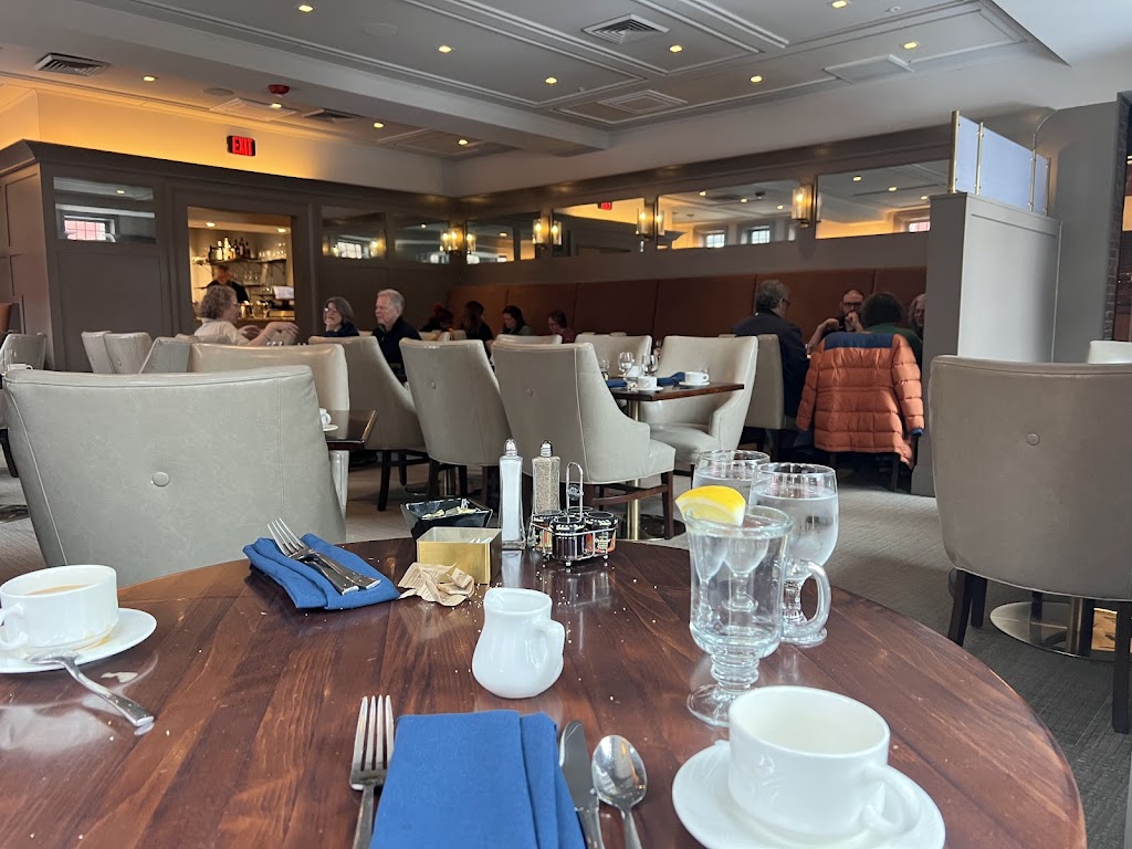 Eighteen95 Restaurant