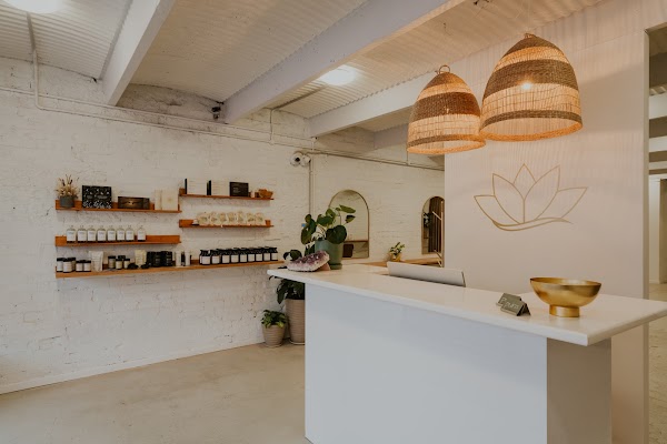 Pura Holistic Studio - Narrabundah