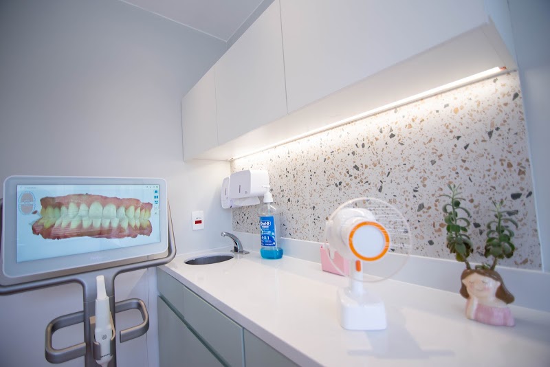 Clínica OdontoFares - foto 5