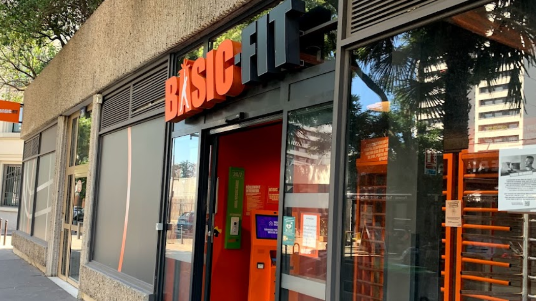 Basic-Fit, vue extérieure