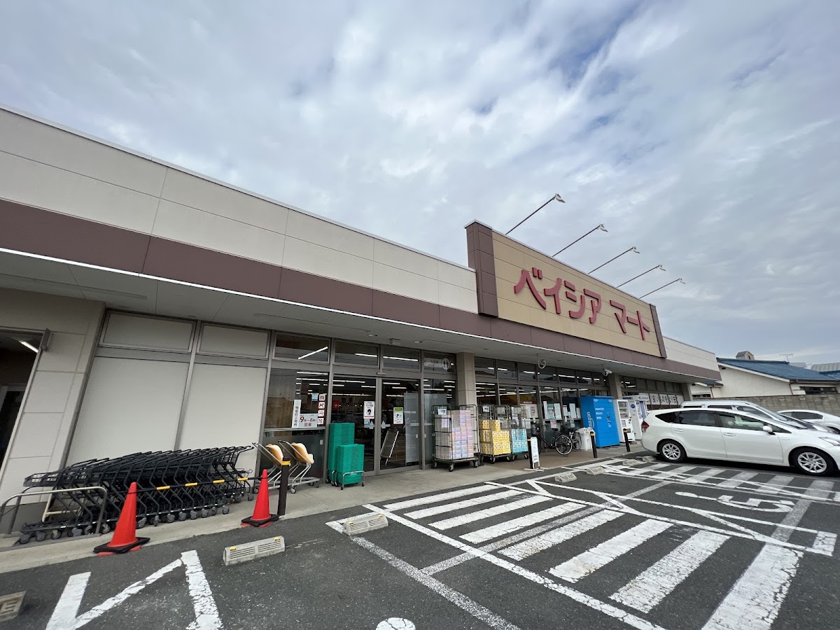 ベイシアマート伊勢崎国定店