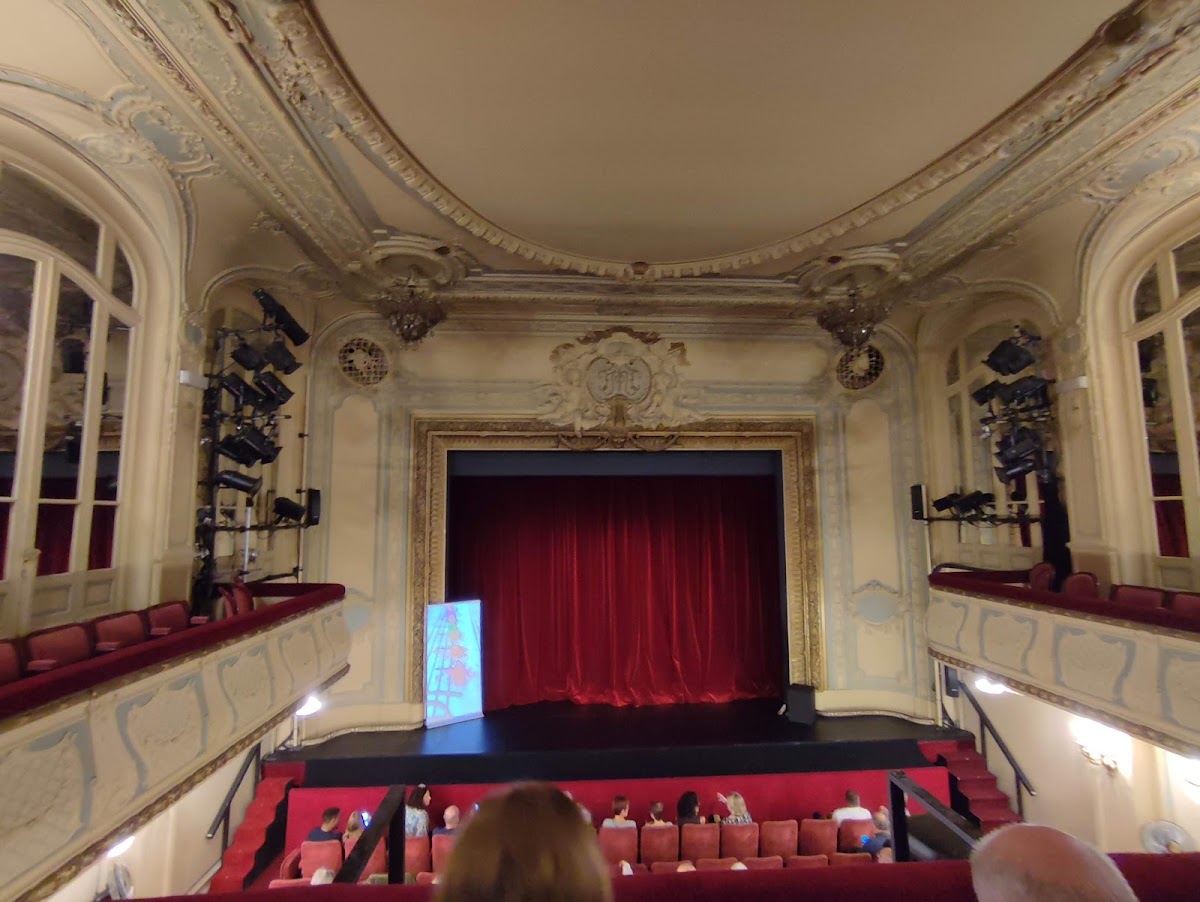 Théâtre Tristan-Bernard, vue extérieure