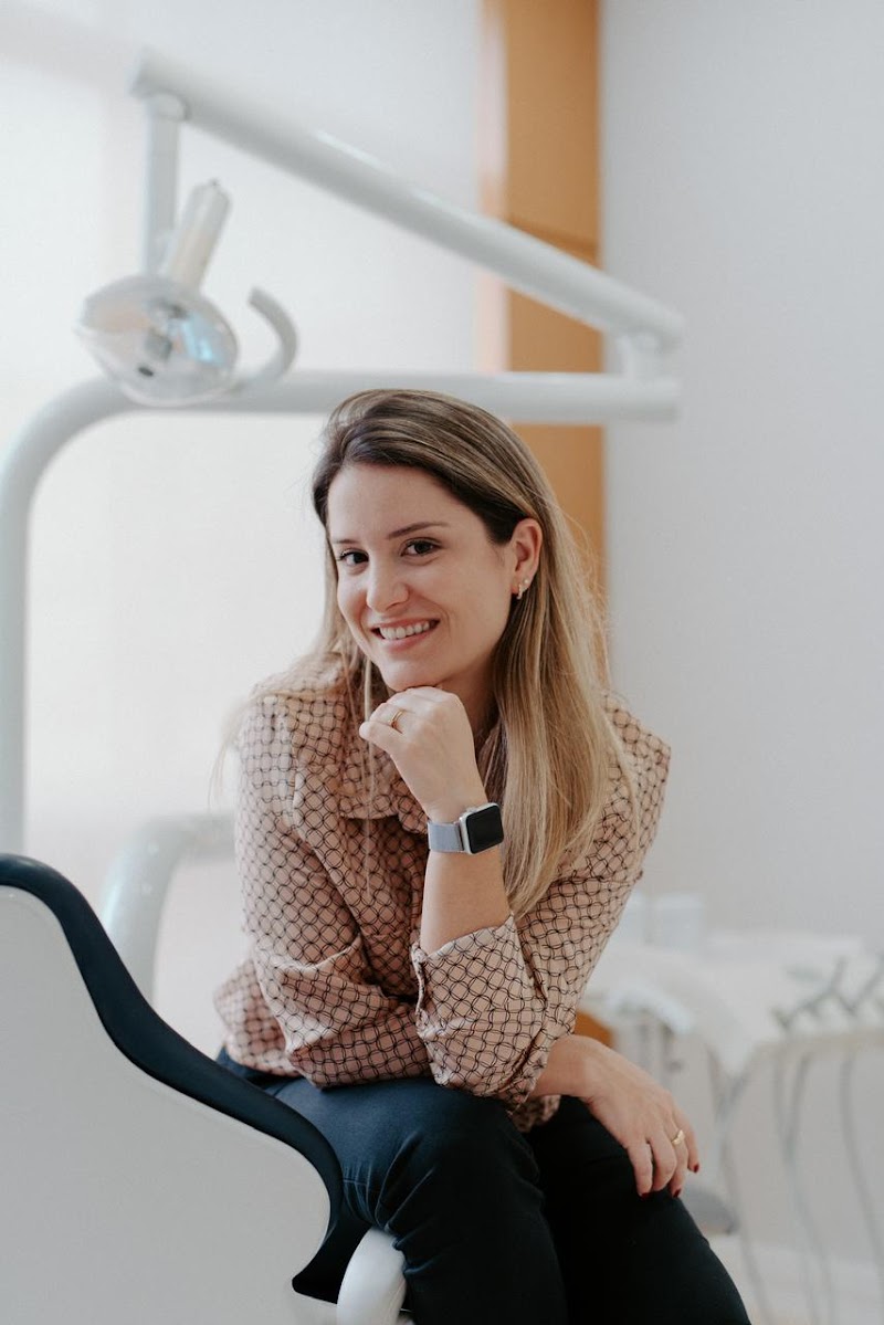Dentista - Dra. Luiza Figueira