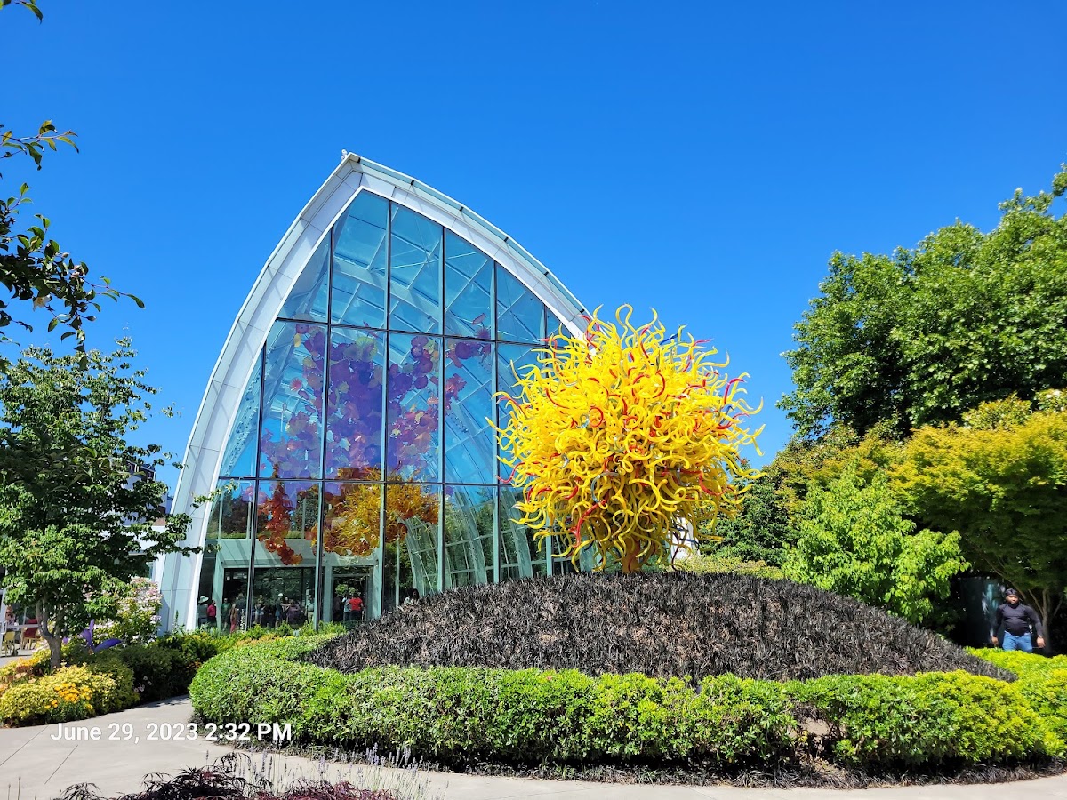 Chihuly Garden and Glass: Google Places image 2