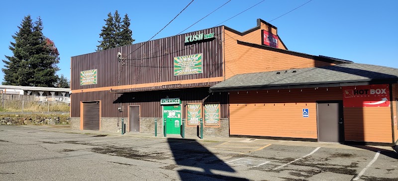 Video tour of KushMart South Everett Cannabis Dispensary retail environment
