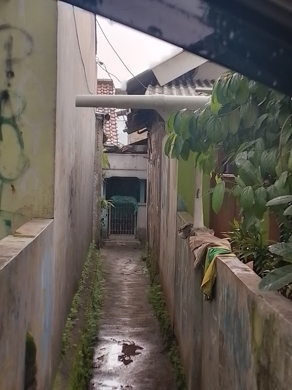 KOST PUTRI Bumi Ami