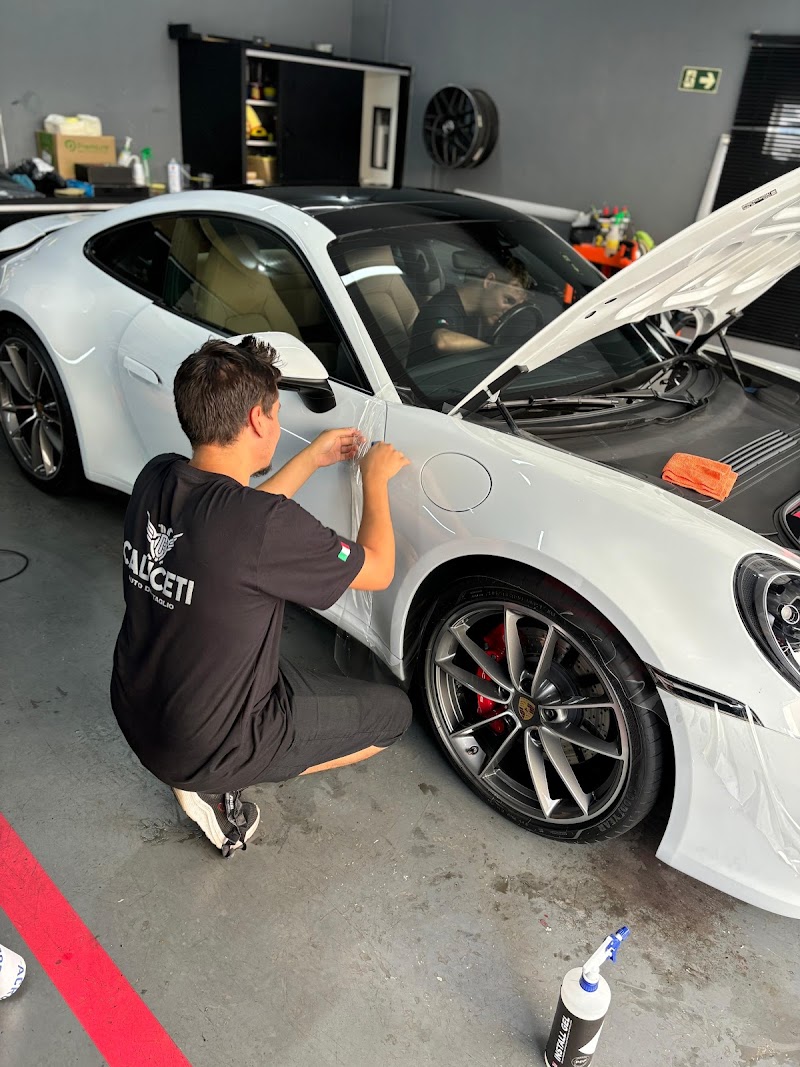 Foto de CALICETI AUTO DETTAGLIO - DETALHAMENTO AUTOMOTIVO BATEL