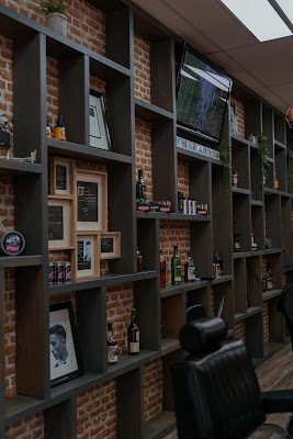 Hairazing Barber, Baldivis