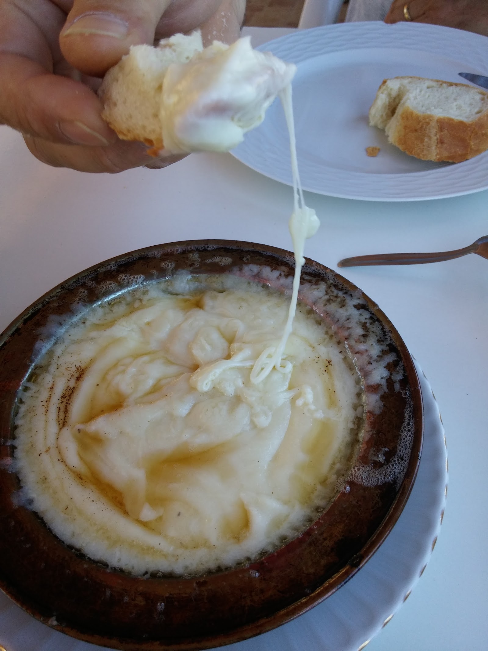 Dost Restoran mekanı