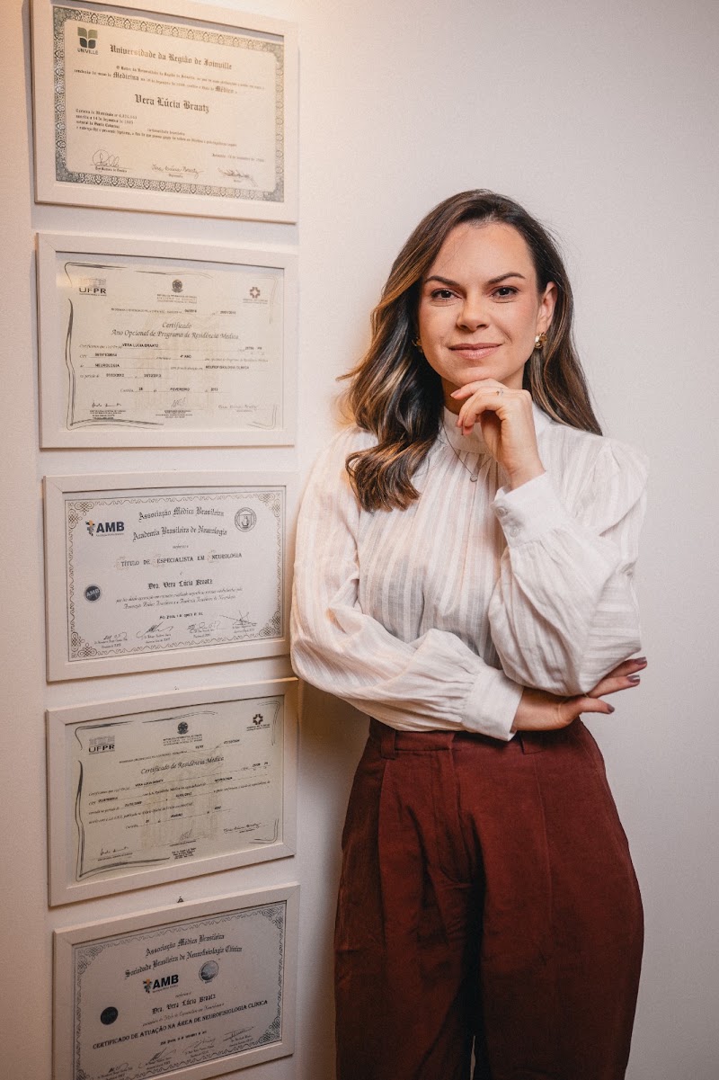 Foto de Dra. Vera Braatz - Neurologista em Joinville