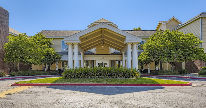 Lakewood Reserve Assisted Living & Memory Care facility