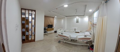 DR. ANSHU AGARWAL - Image 3