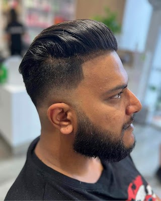 Just Cuts Gladstone photo 2