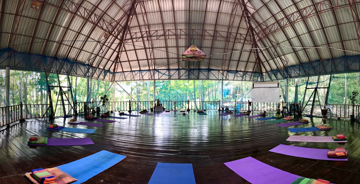 Pyramid Yoga — 3