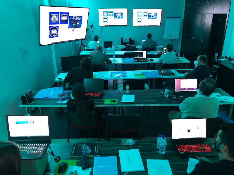 Formación Dental Avanzada C3D photo 1