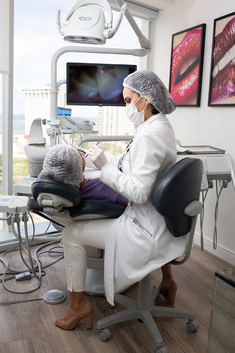 Dra. Alessandra Lima