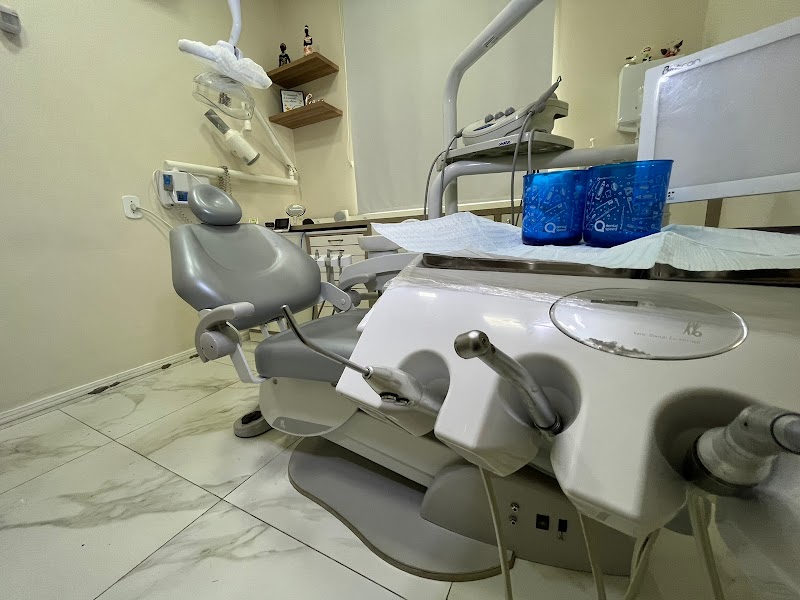 Dentista Ana Carla Pinto