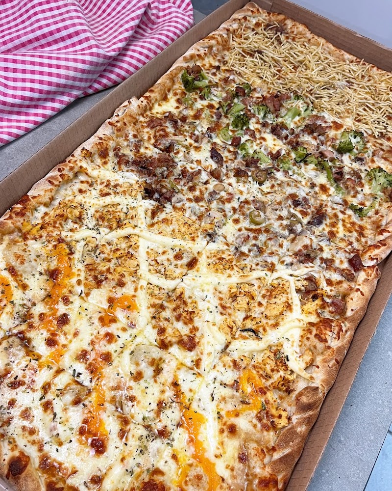 Foto de Pizzaria Tudo Massa - Pizza Vagão - Itaum