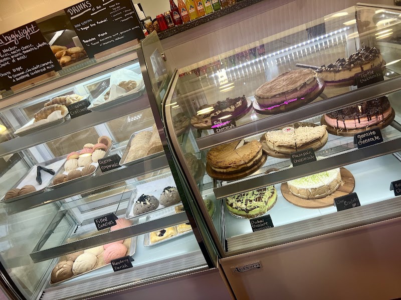 Antojos Eatery and Café photo 1