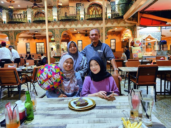 Marrakesh Restaurant - Photo 1