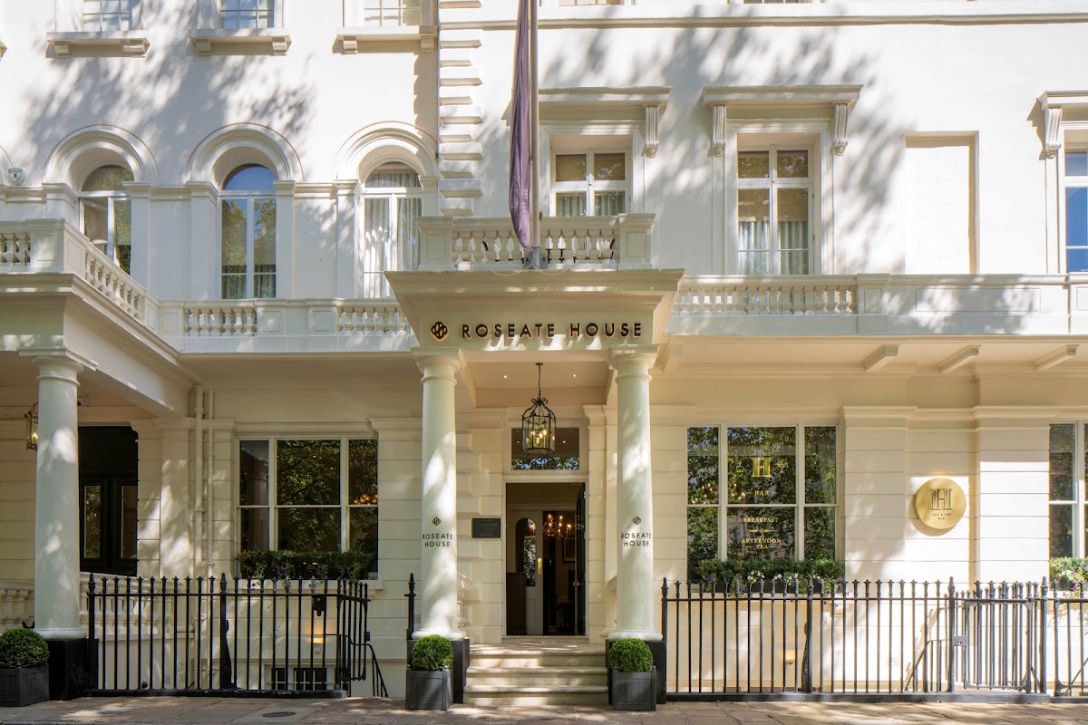 Roseate House London, dog-friendly hotel in London