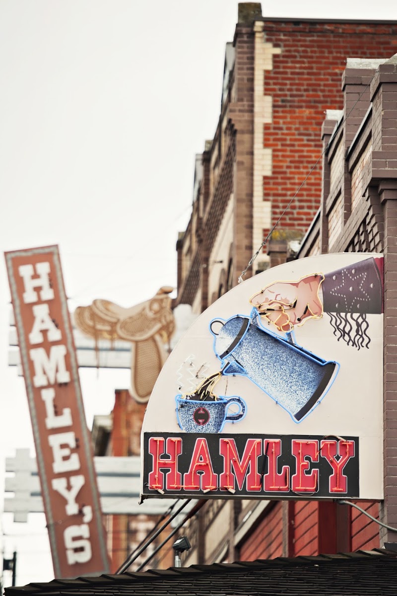 Hamley Steakhouse & Saloon photo 4