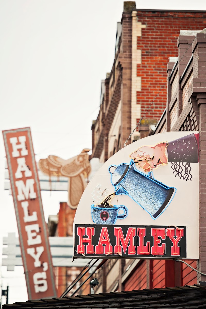Hamley Steakhouse & Saloon photo 4