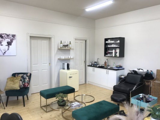 Mp creative Boutique hair photo 2