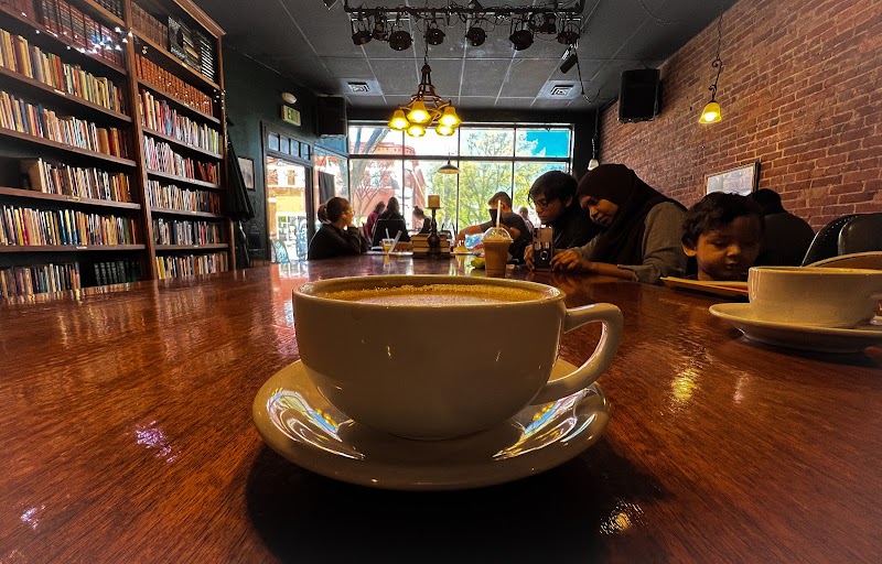 Bucer's Coffee House Pub photo 1