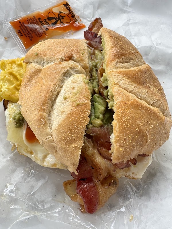 Mozzo Deli (Coleman Blvd) photo 3