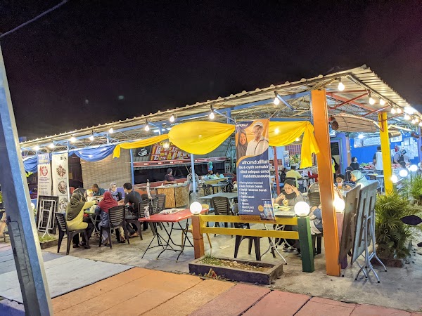 Capati Labu Sayong & Nasi Gulai Panas - Photo 1