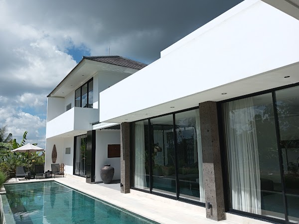 Villa Cereme, The R Villas 1
