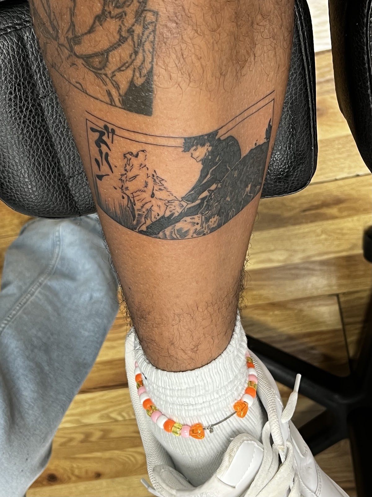 Out of line tattoo tattoo work — photo 2