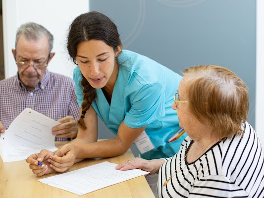 Residencia Centro de Día Salus Mayores Ríos Rosas — C. de Alenza, 3, Chamberí, 28003 Madrid, España