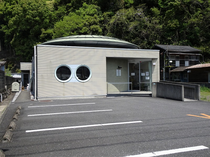 医療法人愛育会 愛育病院の外観