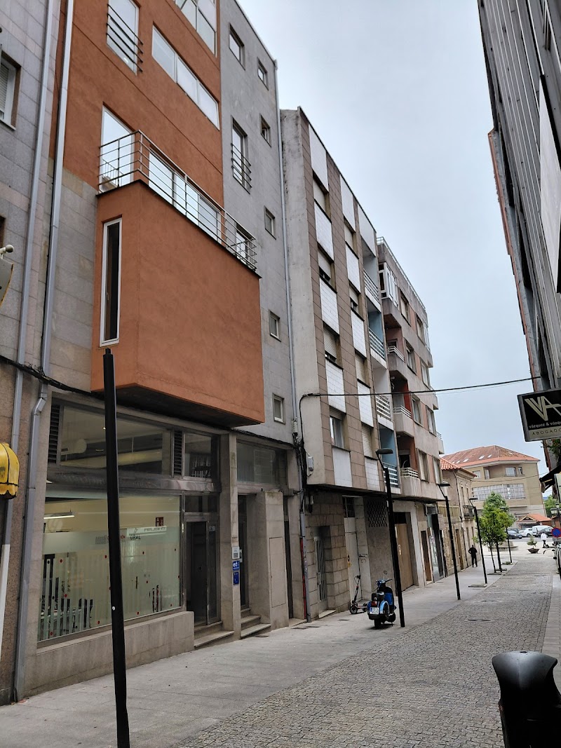 Oral Cambados - Oficina de atención tributaria - Diputación de Pontevedra photo 4