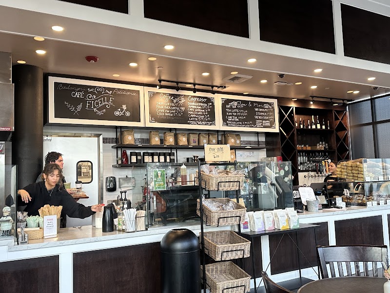 Café Ficelle photo 4