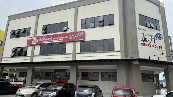 Ilakkias Curry House - Photo 1