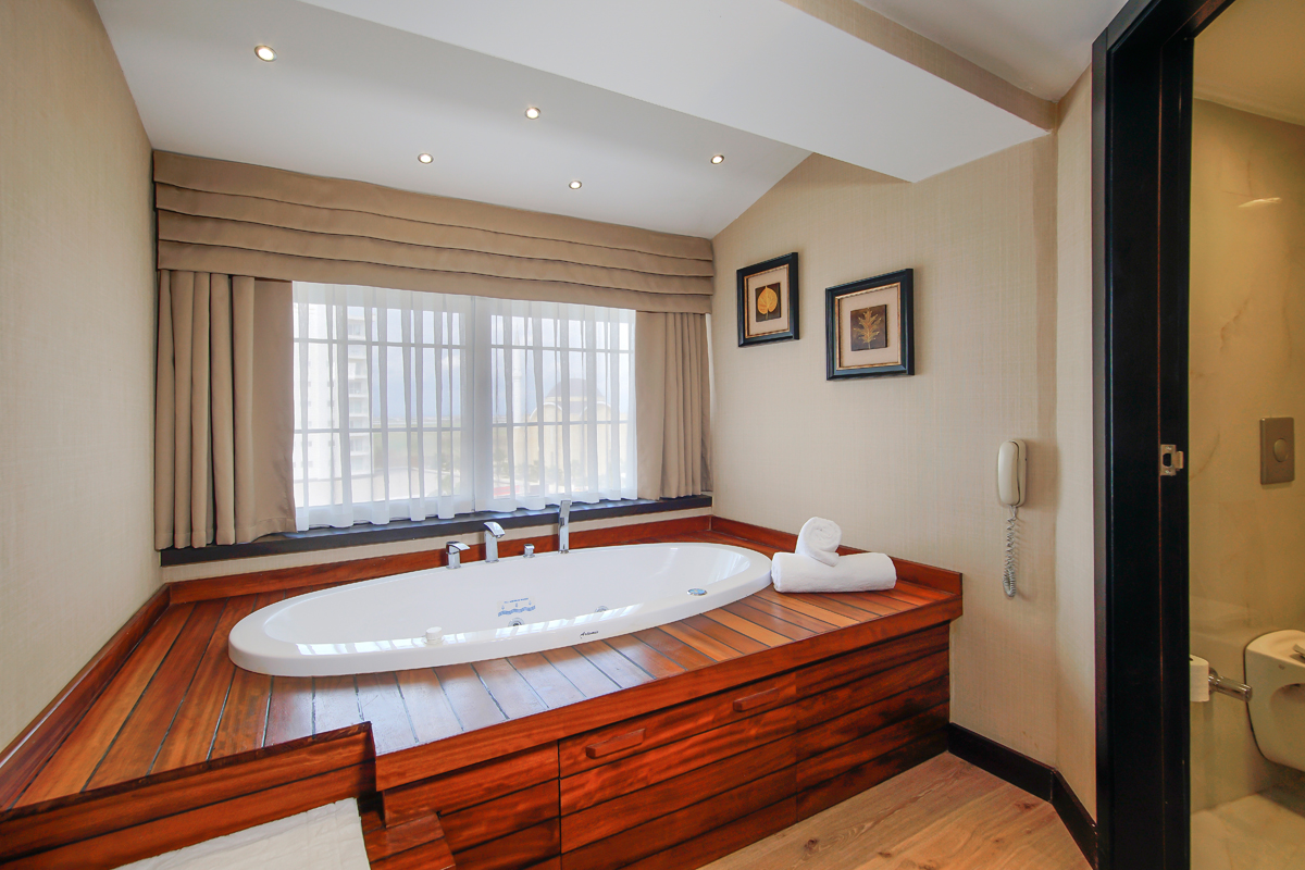 Limak Lara De Luxe Hotel & Resort