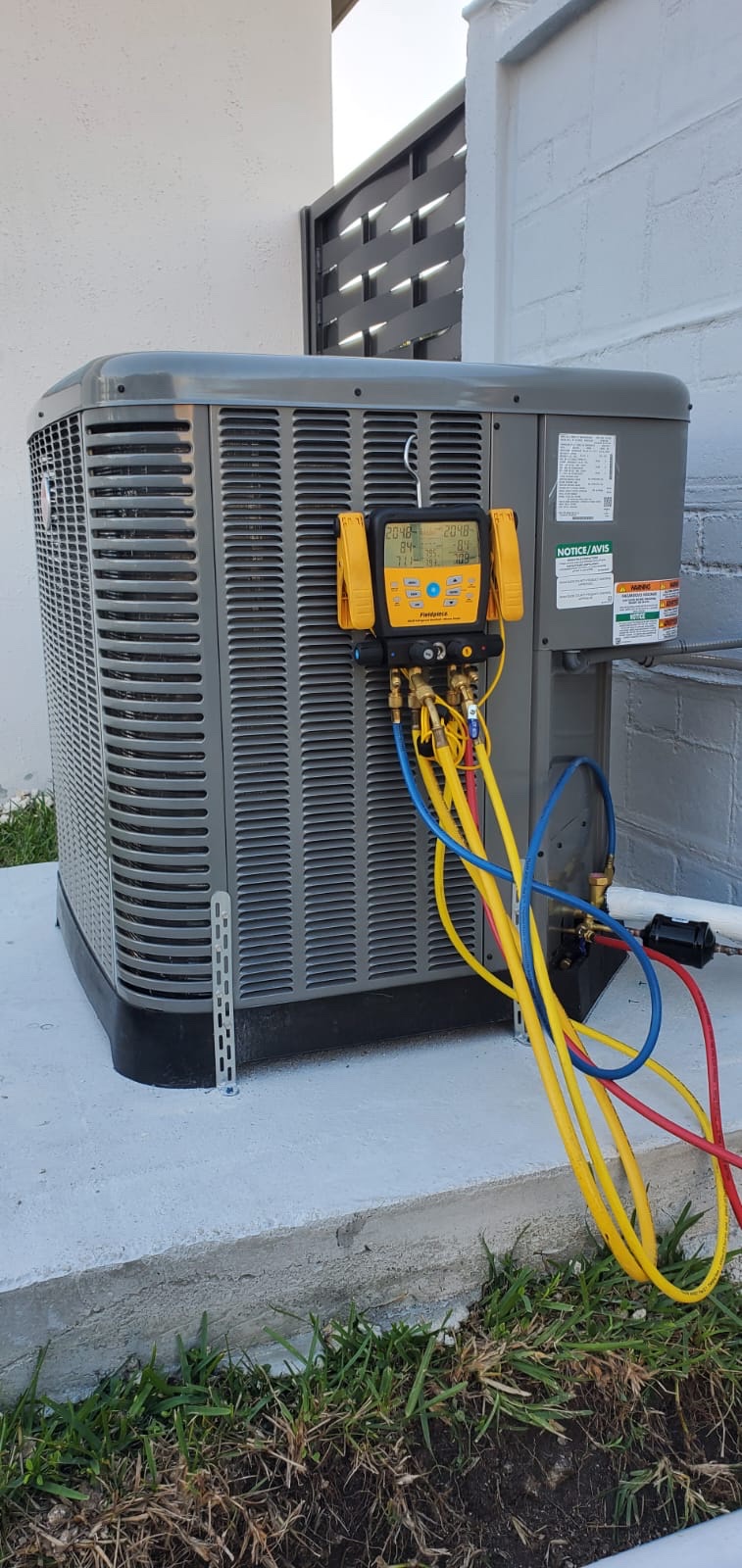 Cool & Heat Air Conditioning Corp - General Contractor in Miami