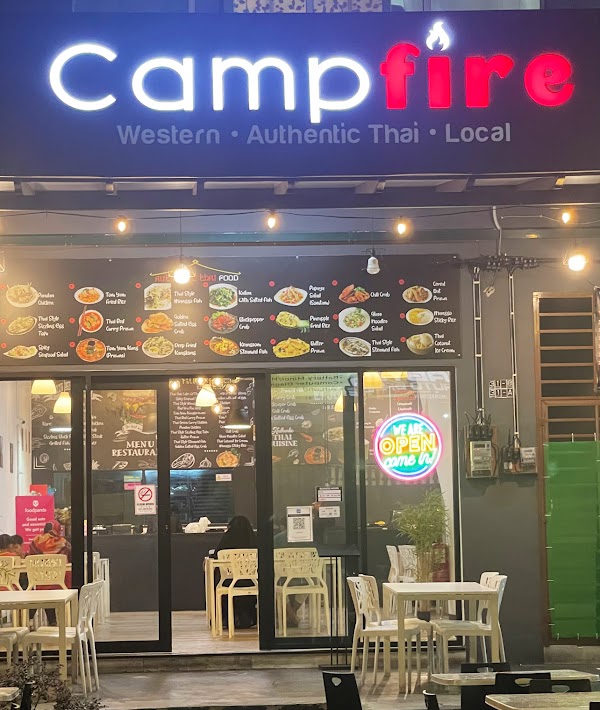 Campfire Cafe - Photo 1