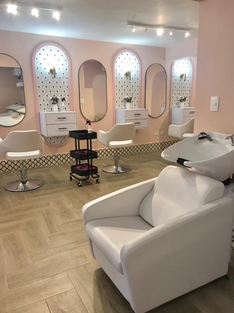 Vaneela Beauty Place - Imagen 2