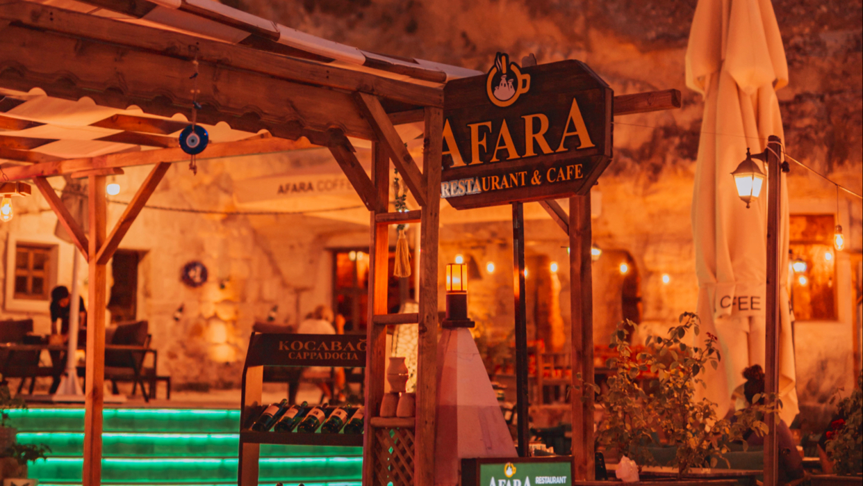 Afara Restaurant & Cafe mekanı