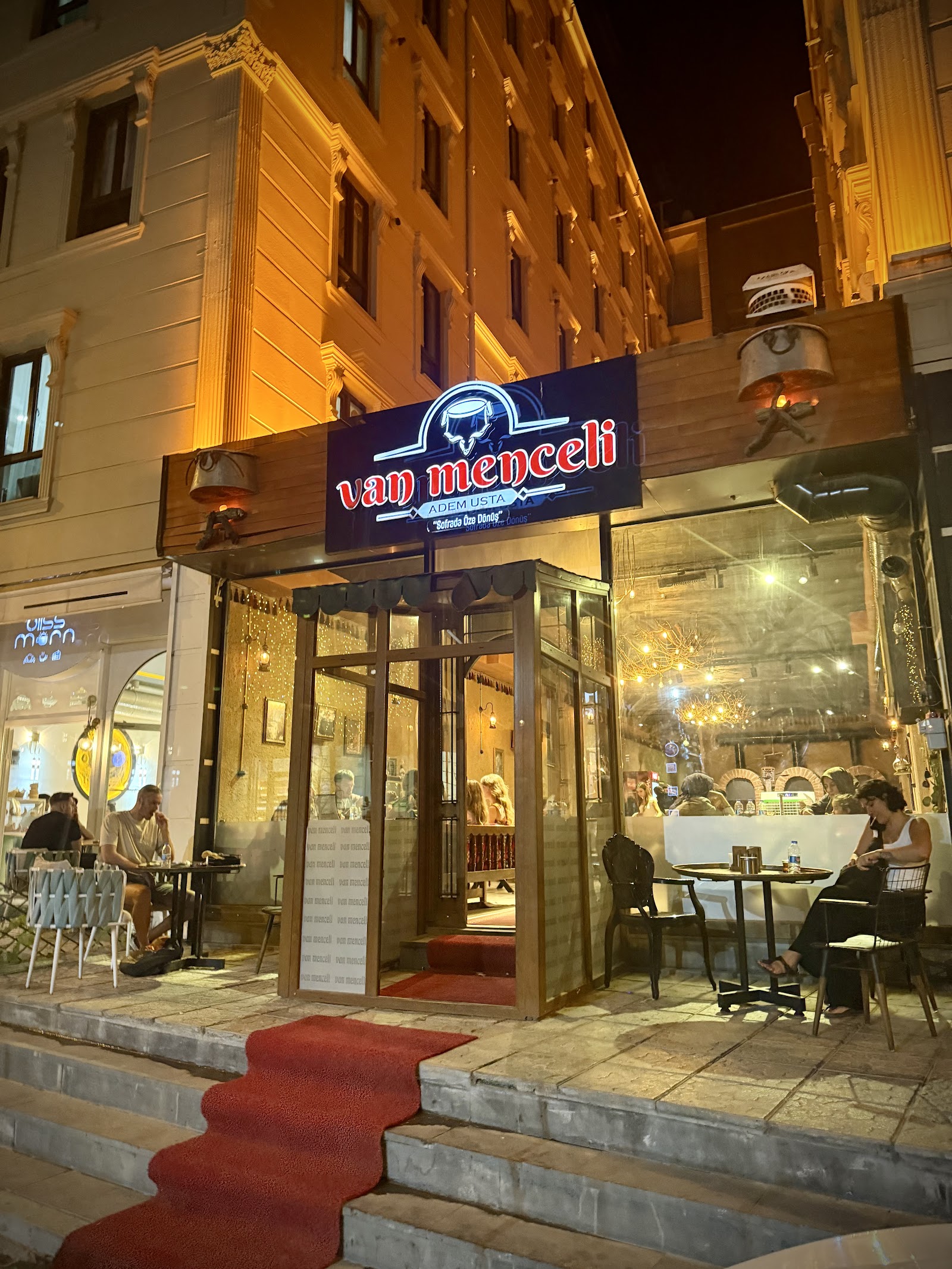 Van Menceli mekanı